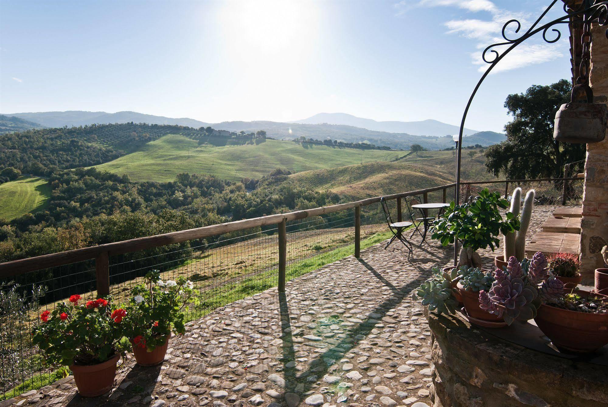 Agriturismo Grossola Castiglione dʼOrcia Exterior foto