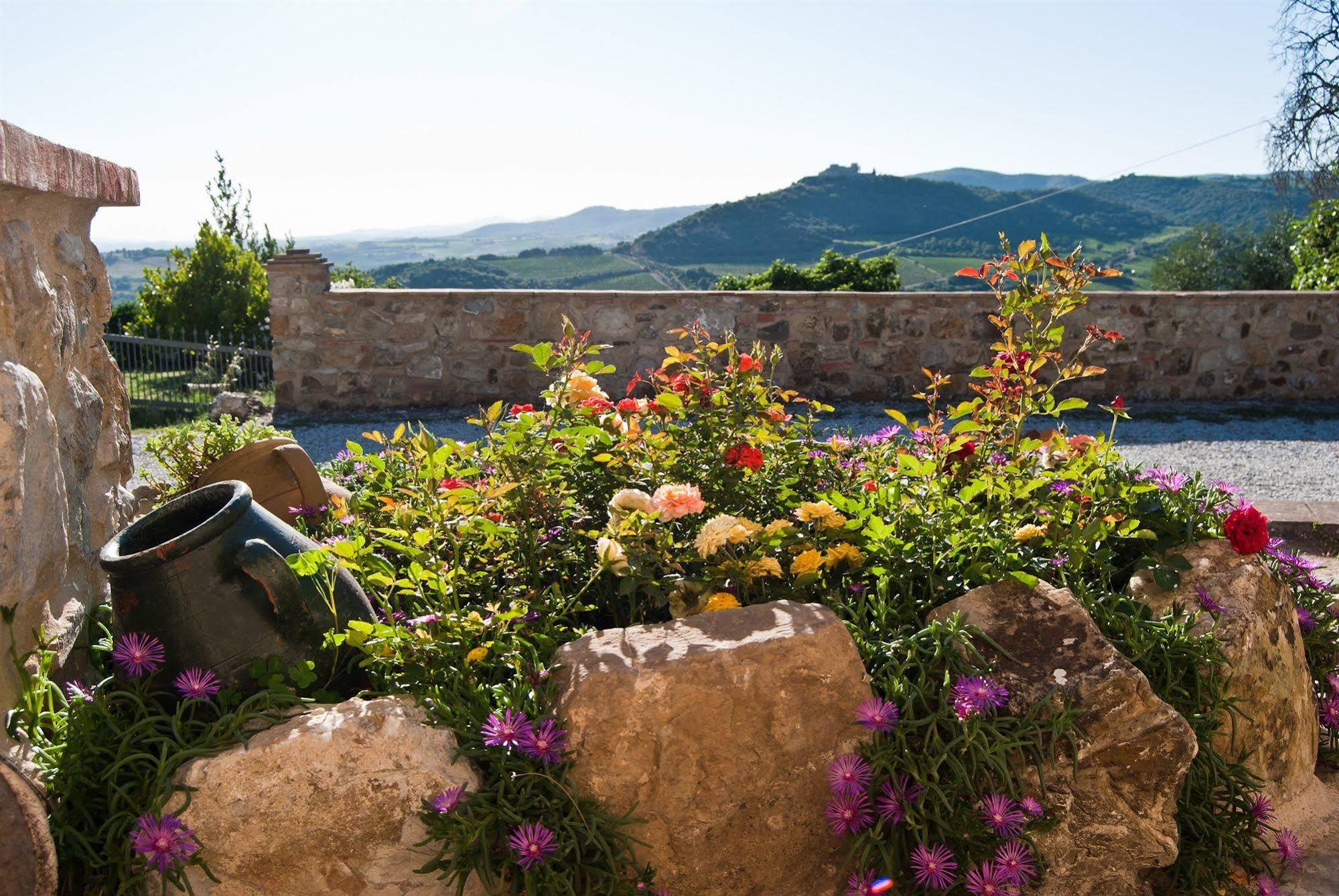 Agriturismo Grossola Castiglione dʼOrcia Exterior foto